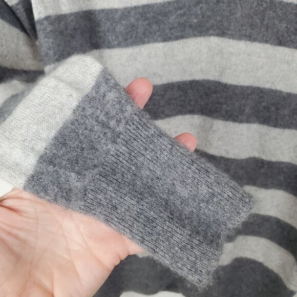 Equipment Femme Cashmere Sweater Gray Metallic Stripes XS V-neck Y2k - Picture 9 of 12